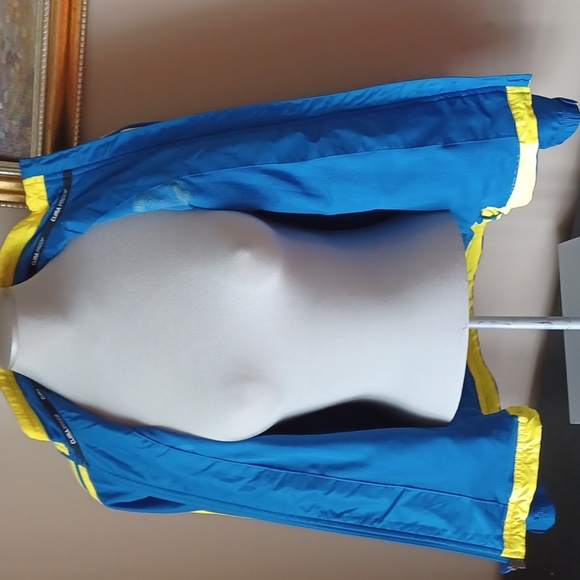 ADIDAS jacket Size S - Picture 5 of 13